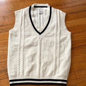Aritzia Sunday Best small vest